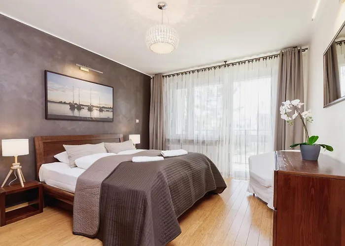 Apartments Obopólna Cracow by Renters